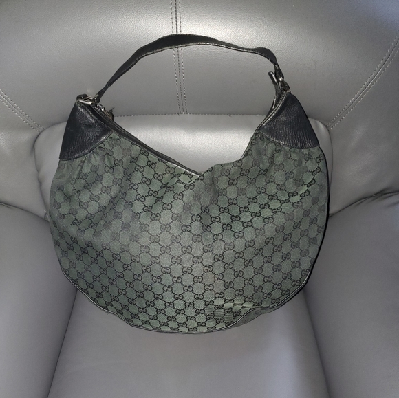 Large Cloth Hunter Green Gucci Hobo - Picture 12 of 12